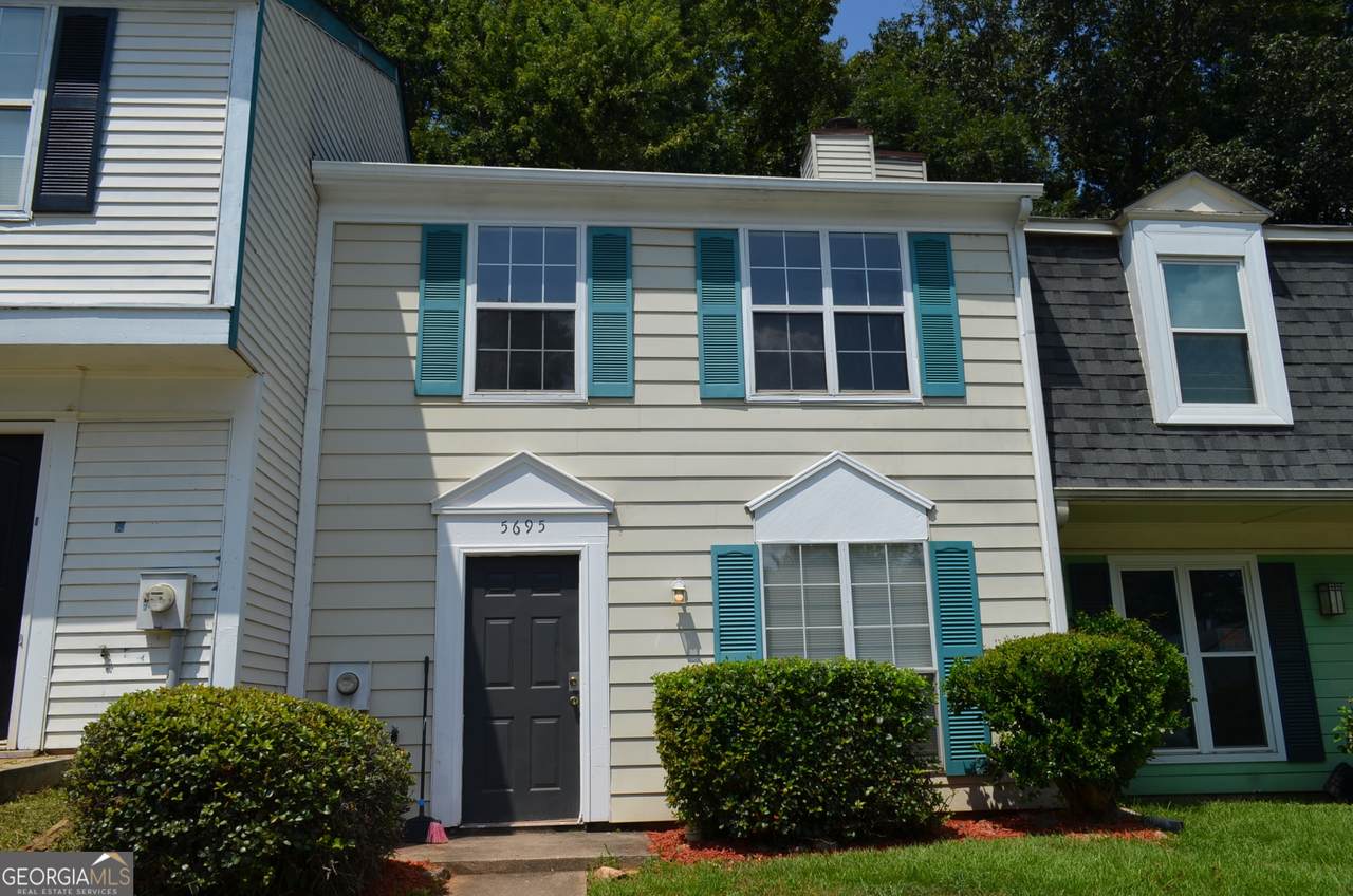 5695 Wells Circle - Photo 1