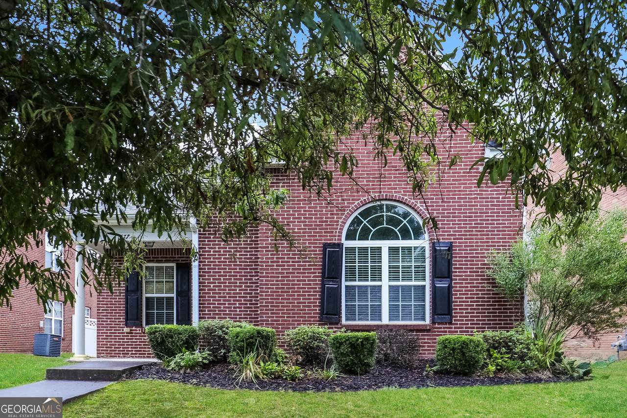 477 Townsend Bend - Photo 1