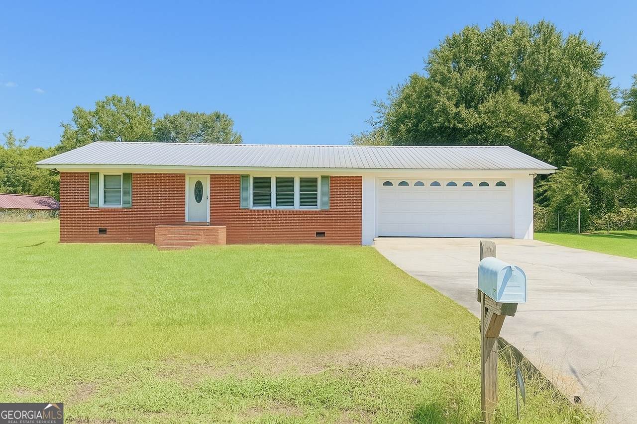 140 Rene Lane - Photo 1
