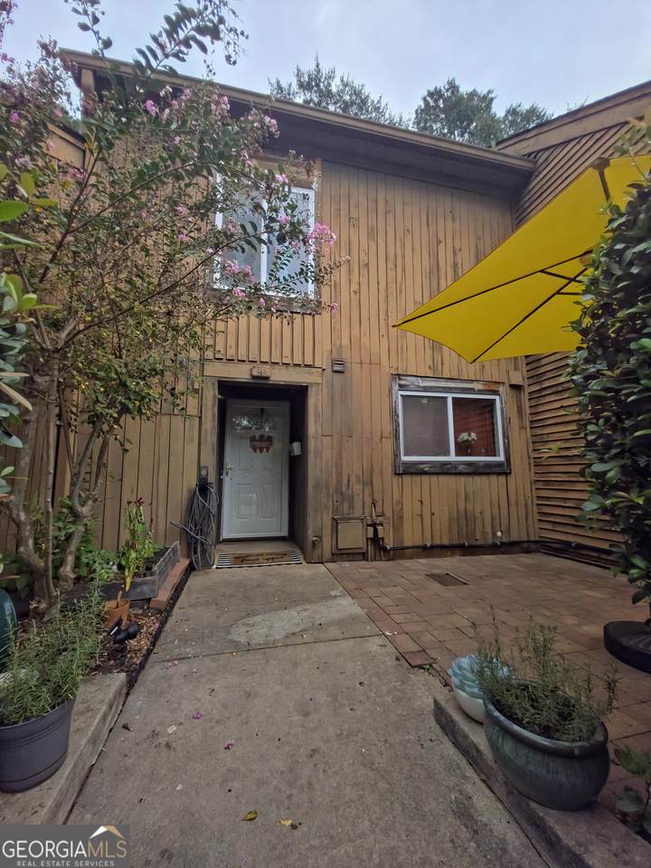 28 Willowick Drive - Photo 1