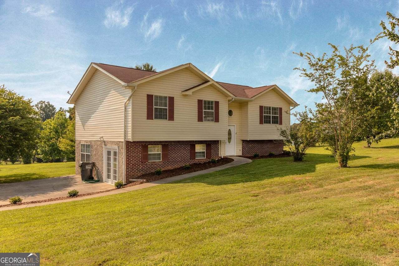 1433 Dustin Drive - Photo 1