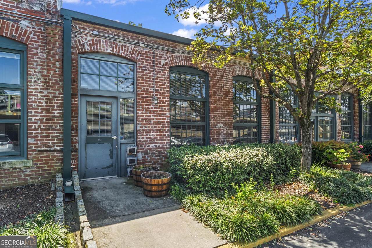 170 Boulevard - Photo 1