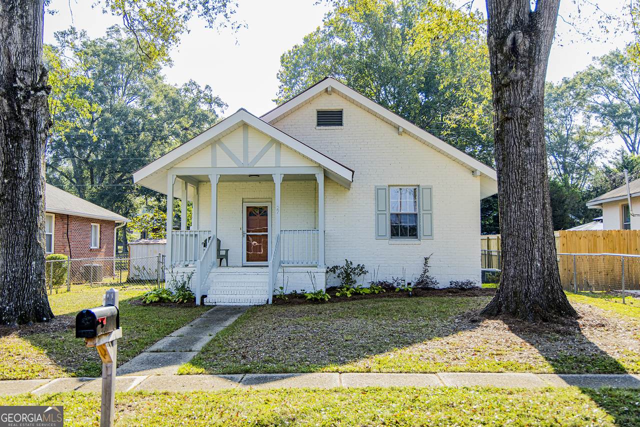 27 Oak Street - Photo 1