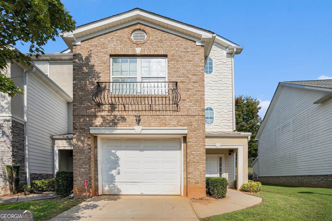 4314 Notting Hill Drive - Photo 1