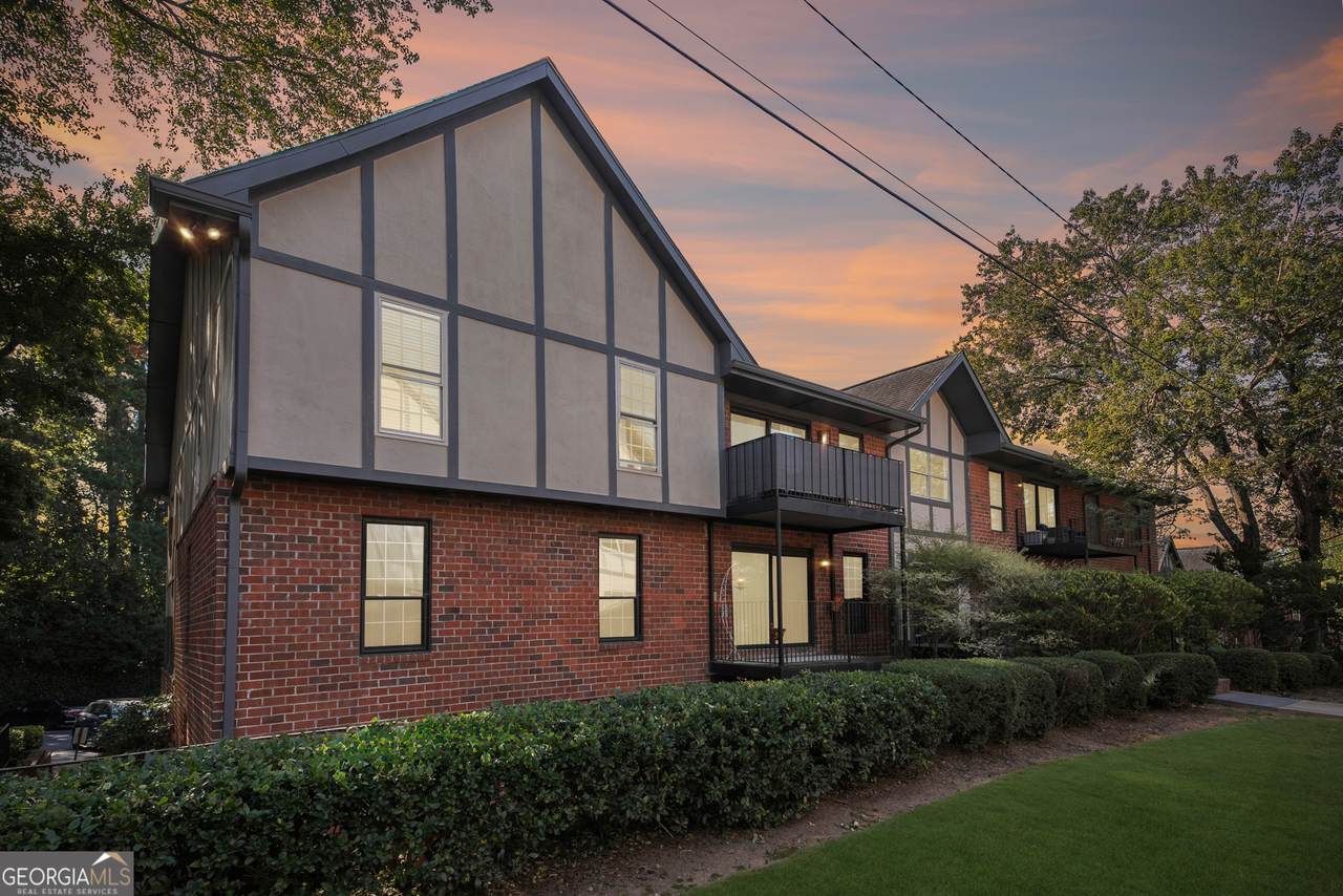 6851 Roswell Road - Photo 1