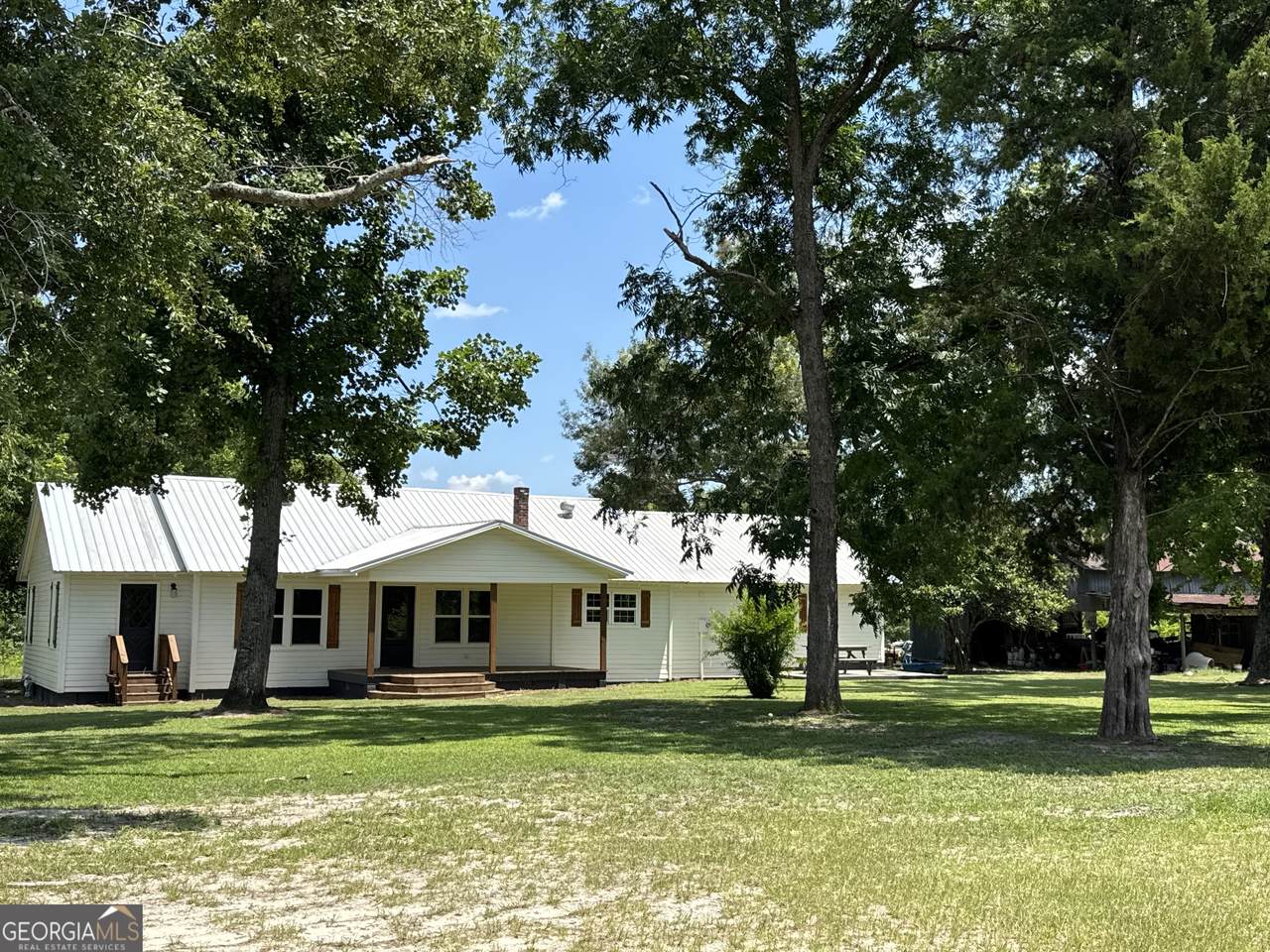 1533 River Road - Photo 1