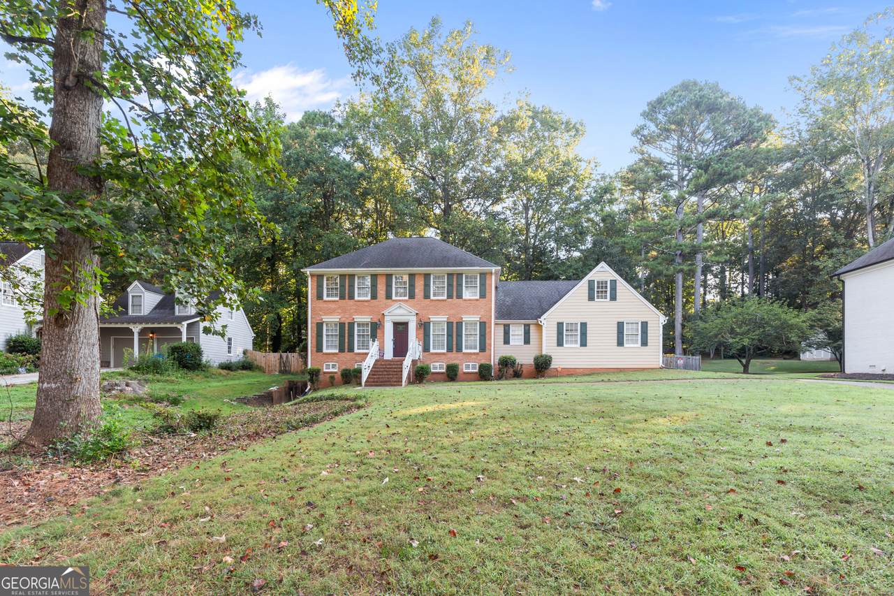 2982 Moorings Parkway - Photo 1