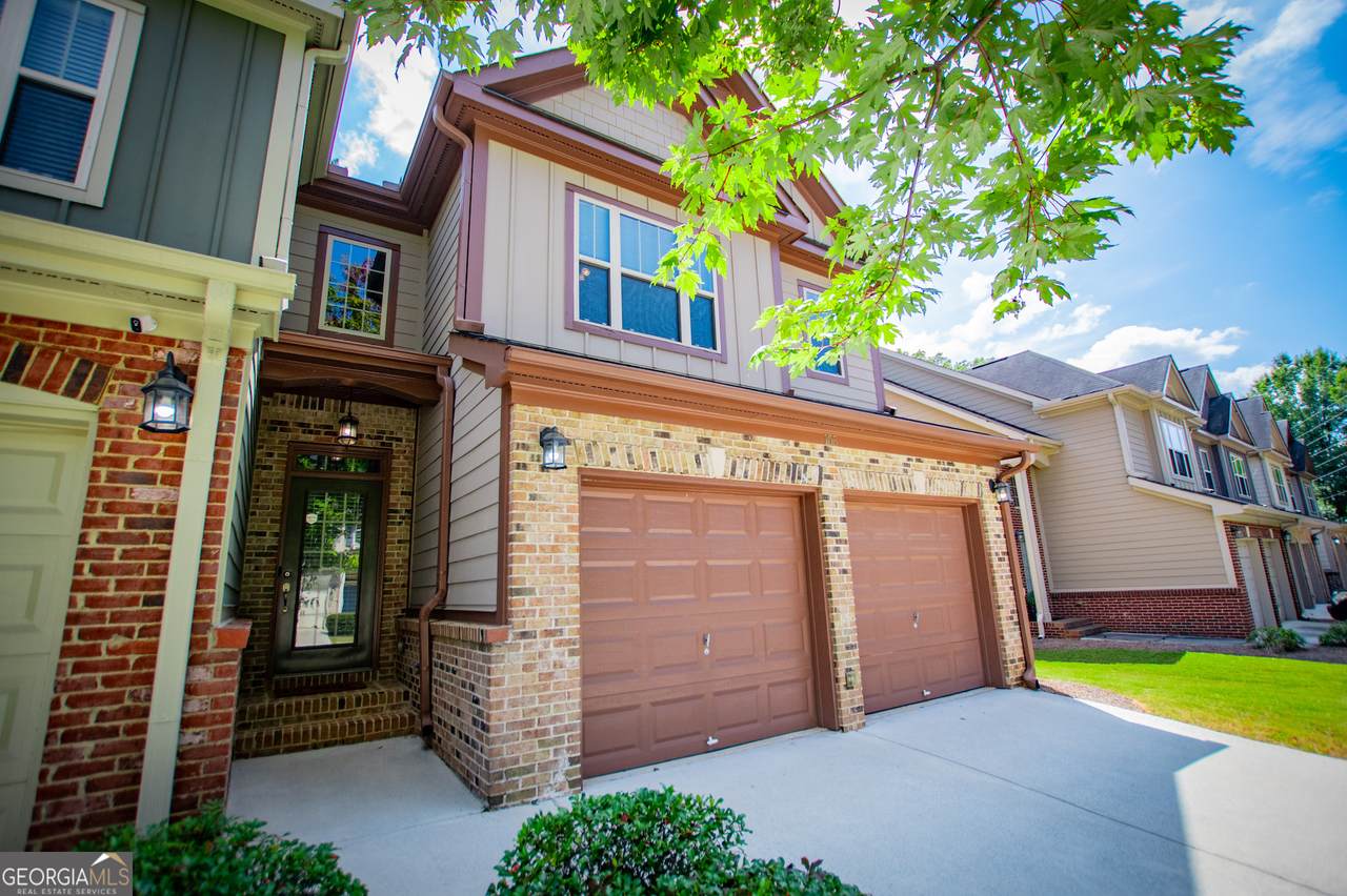 105 Grampian Court - Photo 1