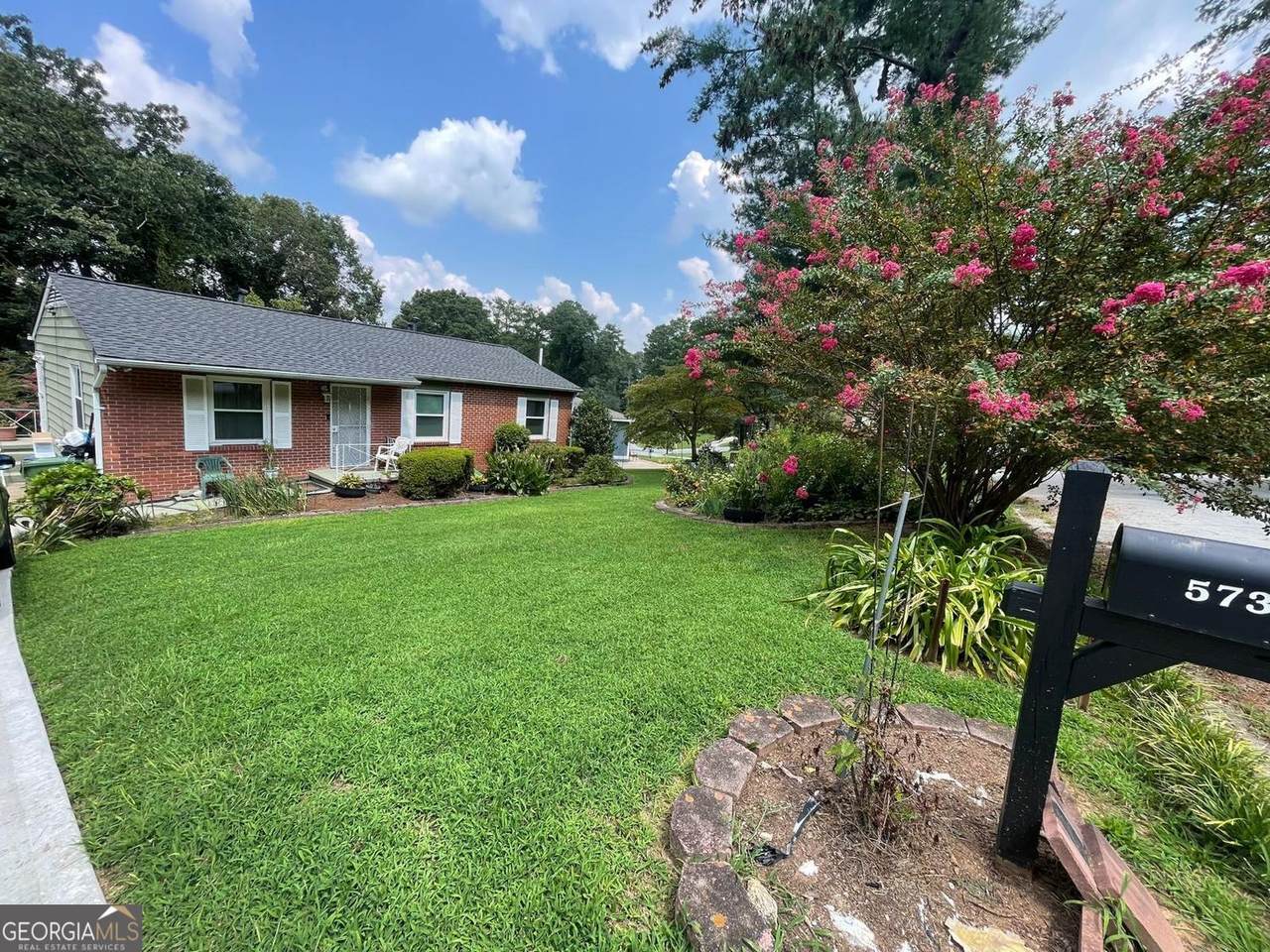 573 Alfred Road - Photo 1