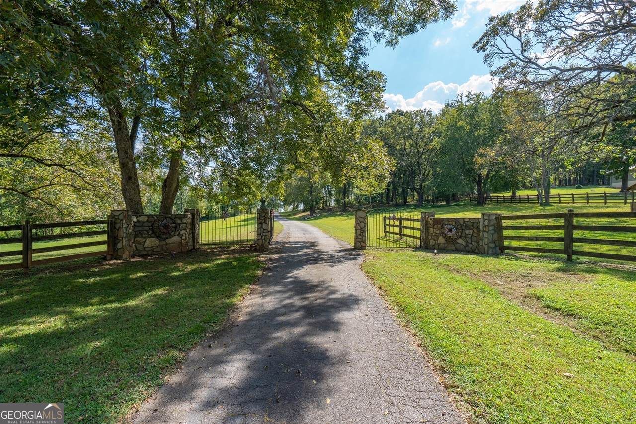 6058 Mount Zion Road - Photo 1