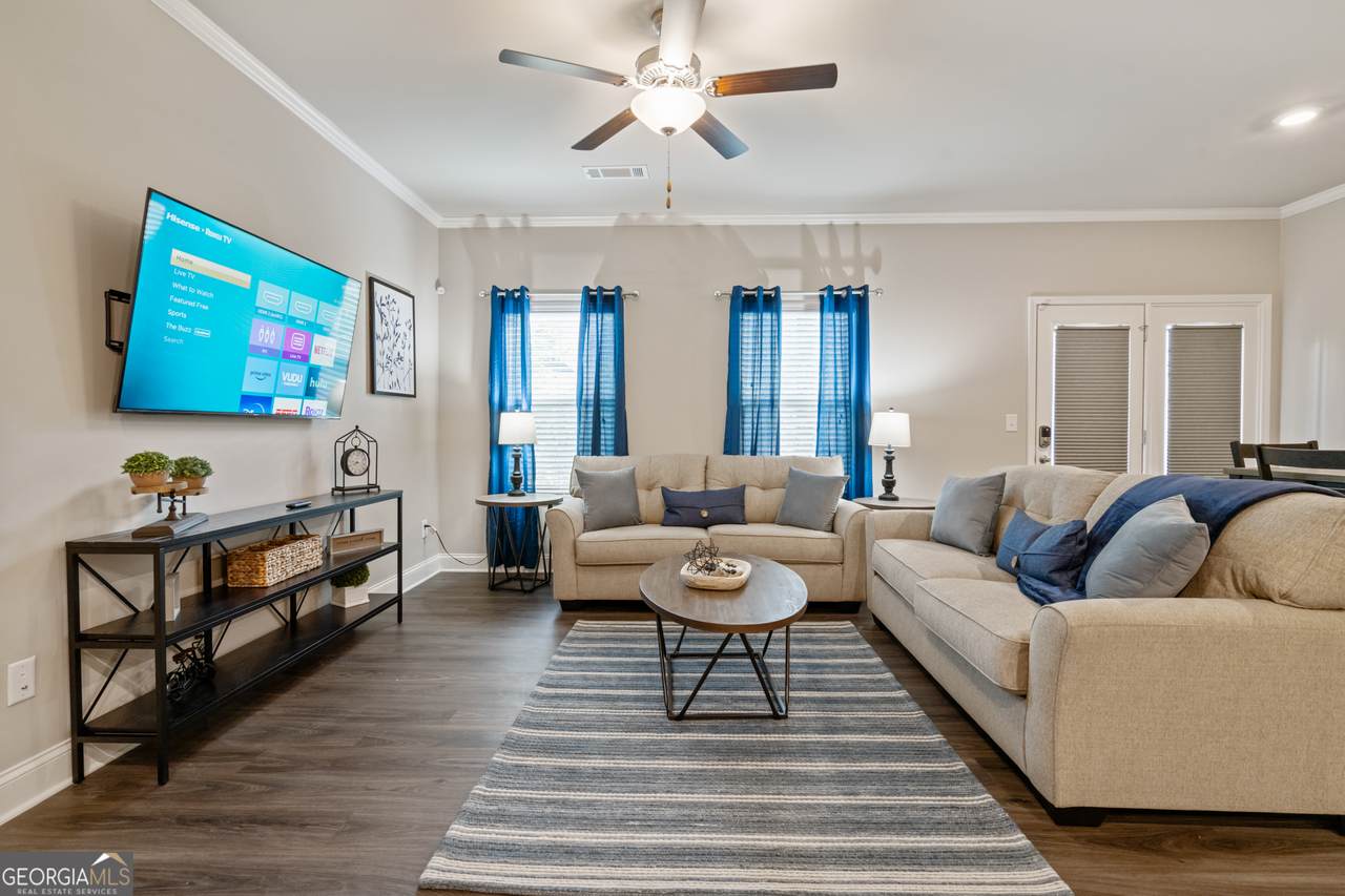 2029 Pinnacle Walk Drive - Photo 1
