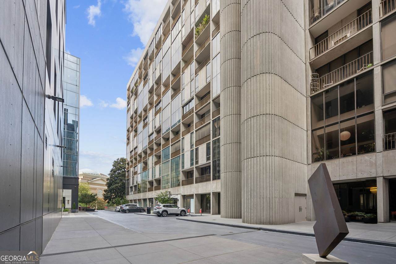 145 15th Street - Photo 1