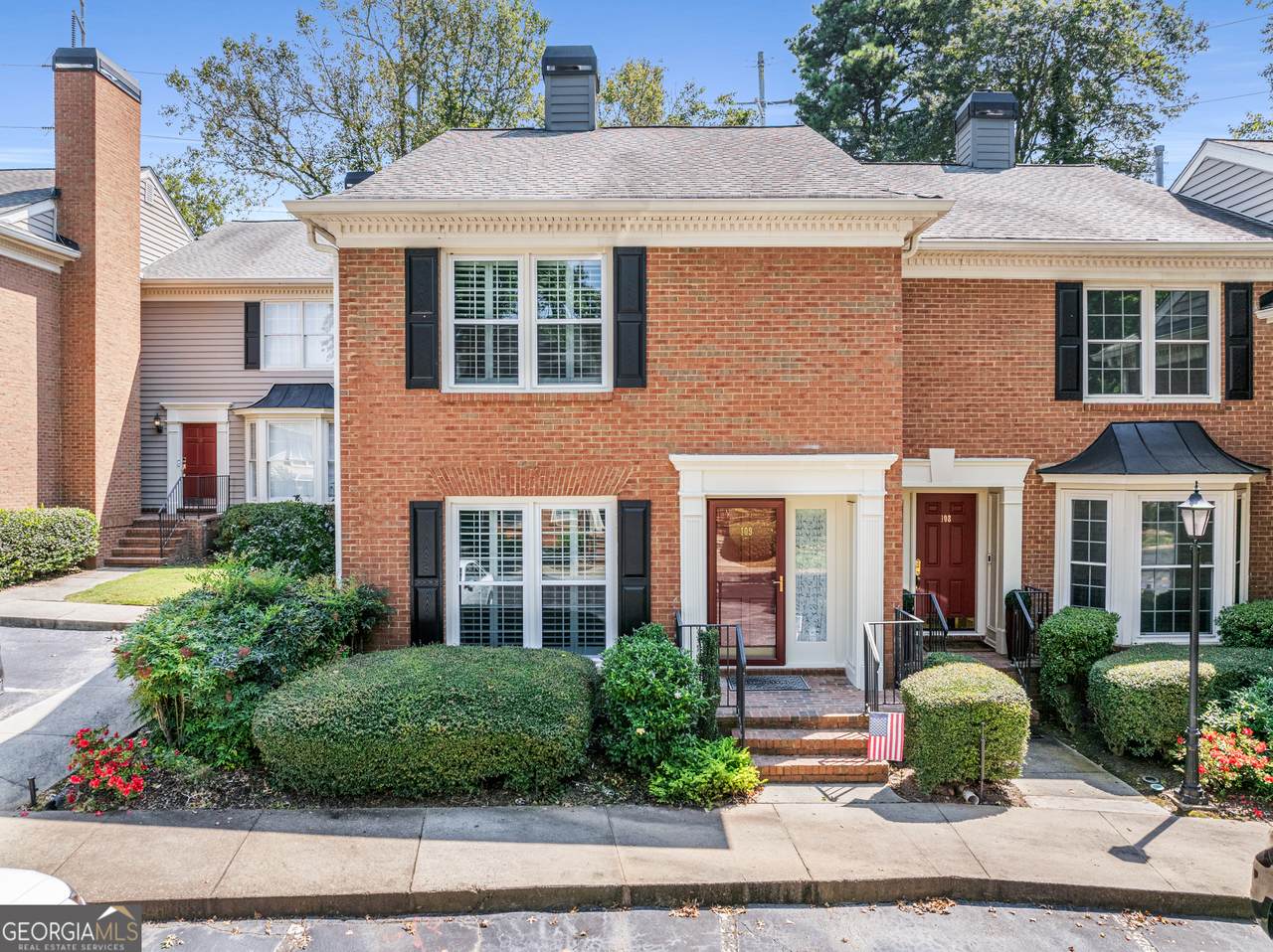 109 Mount Vernon Circle - Photo 1