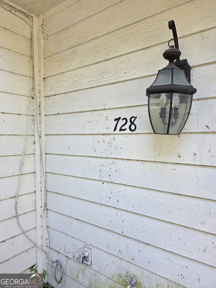 728 Morningside Lane - Photo 1