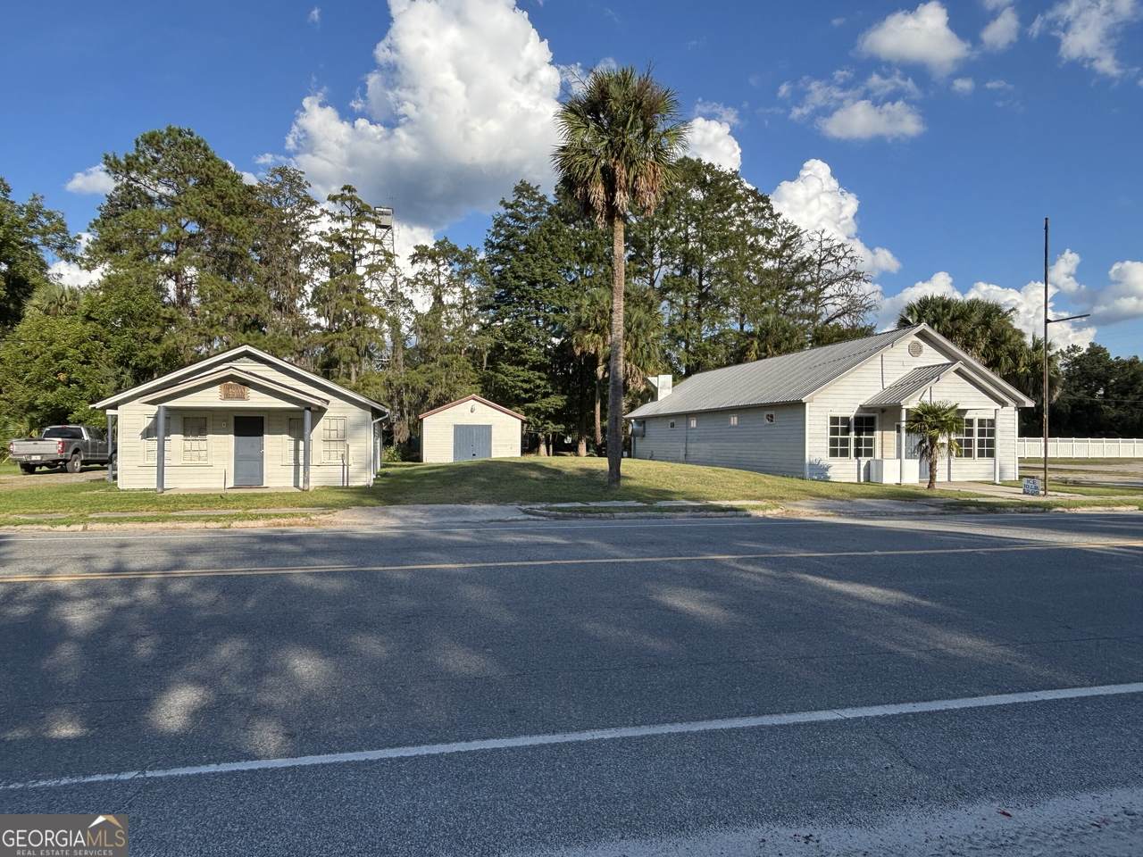 729 Highway 441 - Photo 1