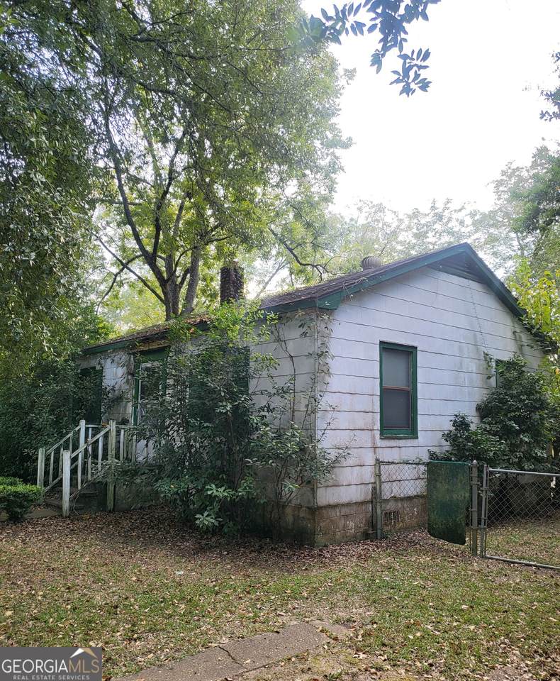 205 Collins Street - Photo 1