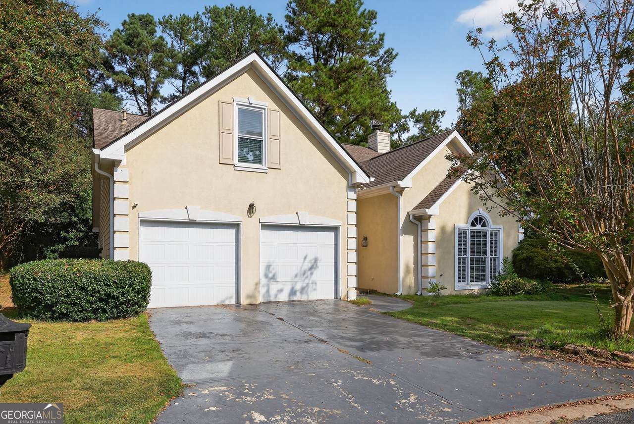 2101 Highland Club Drive - Photo 1