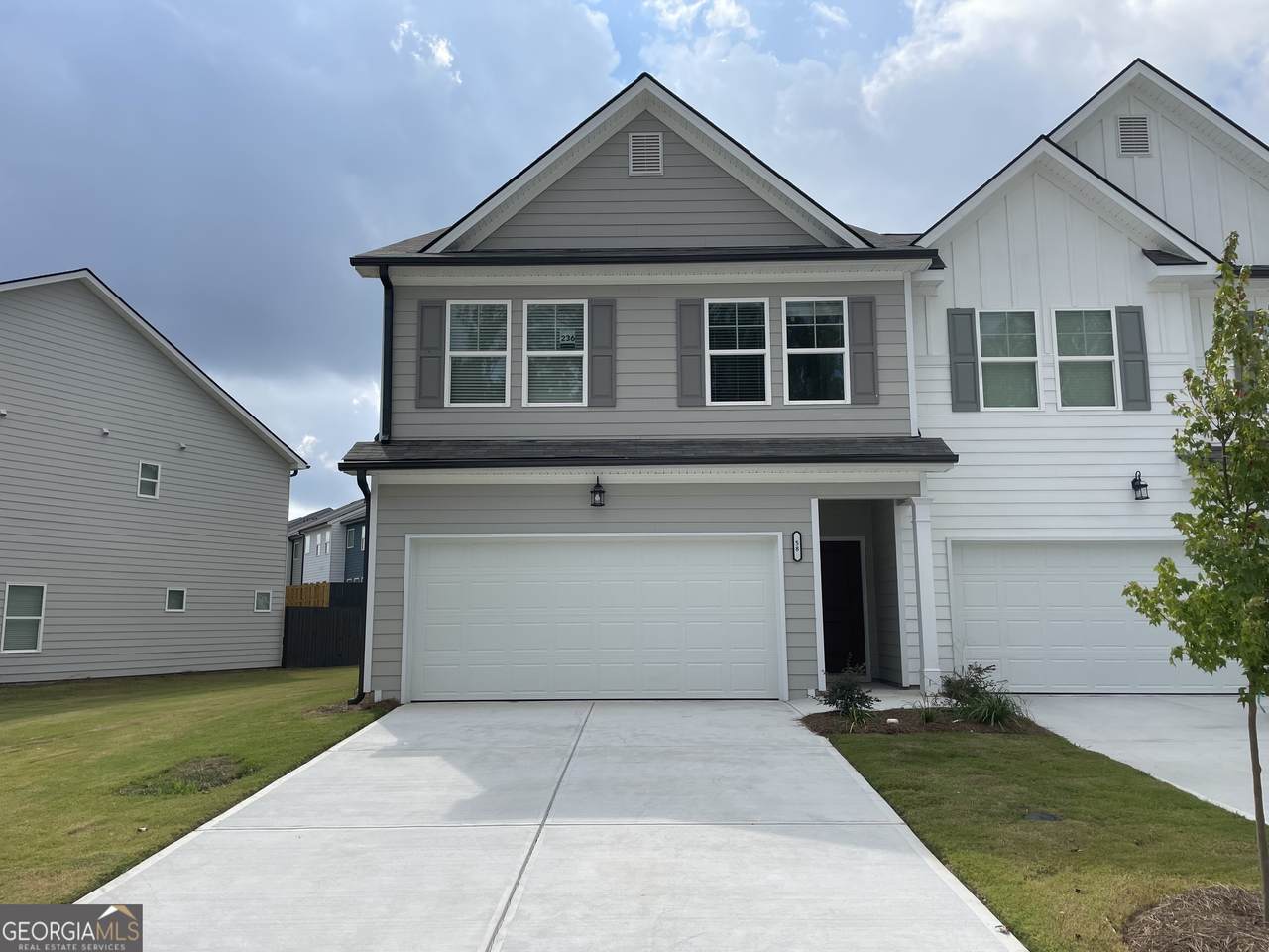 58 Buckingham Lane - Photo 1