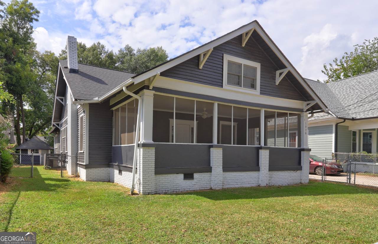 1078 Arlington Avenue - Photo 1