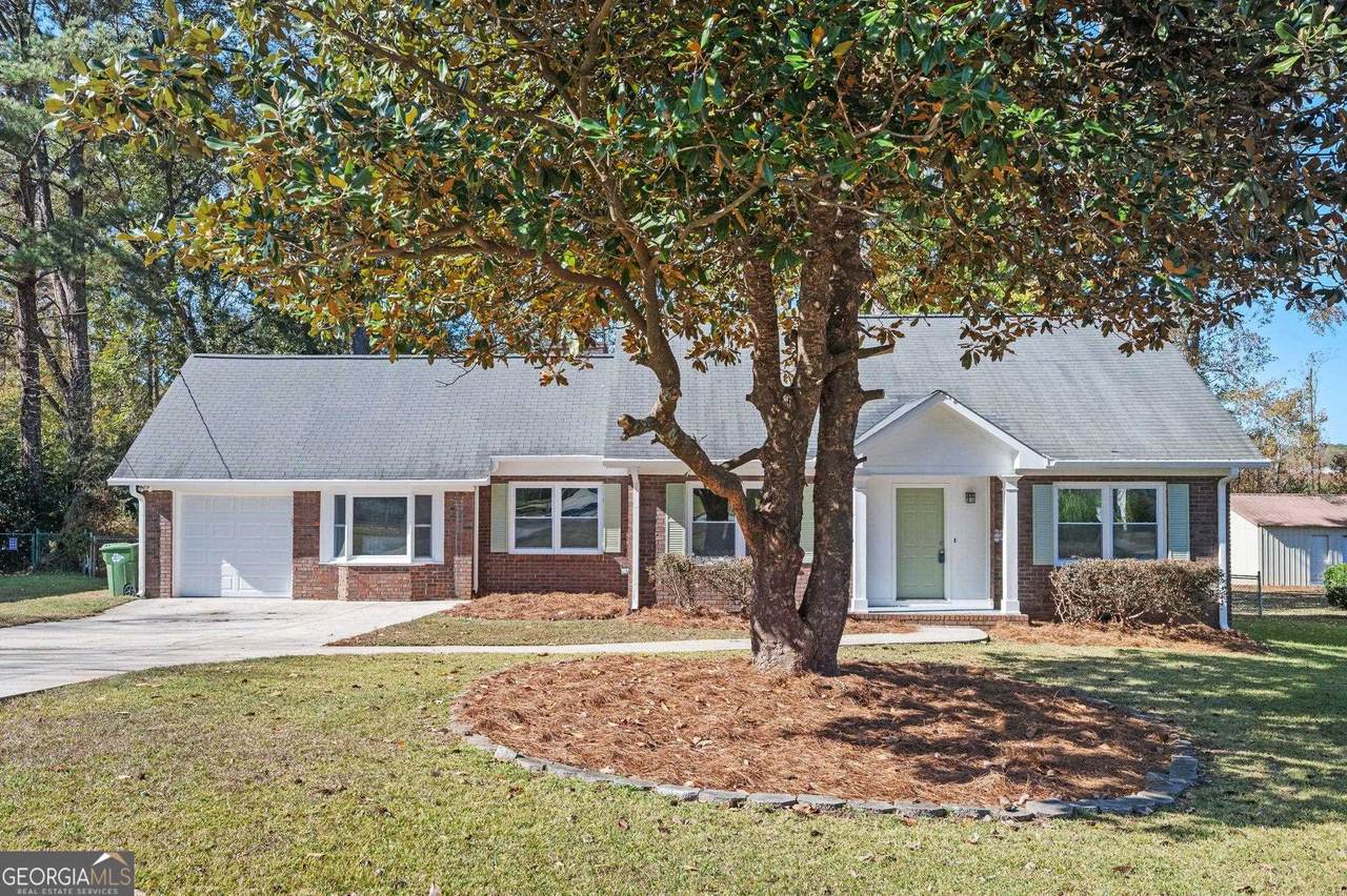 1473 Gloria Street - Photo 1