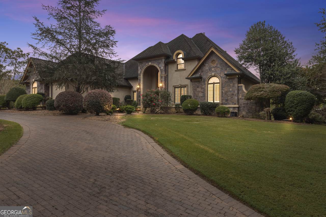 450 Rome Beauty Lane - Photo 1