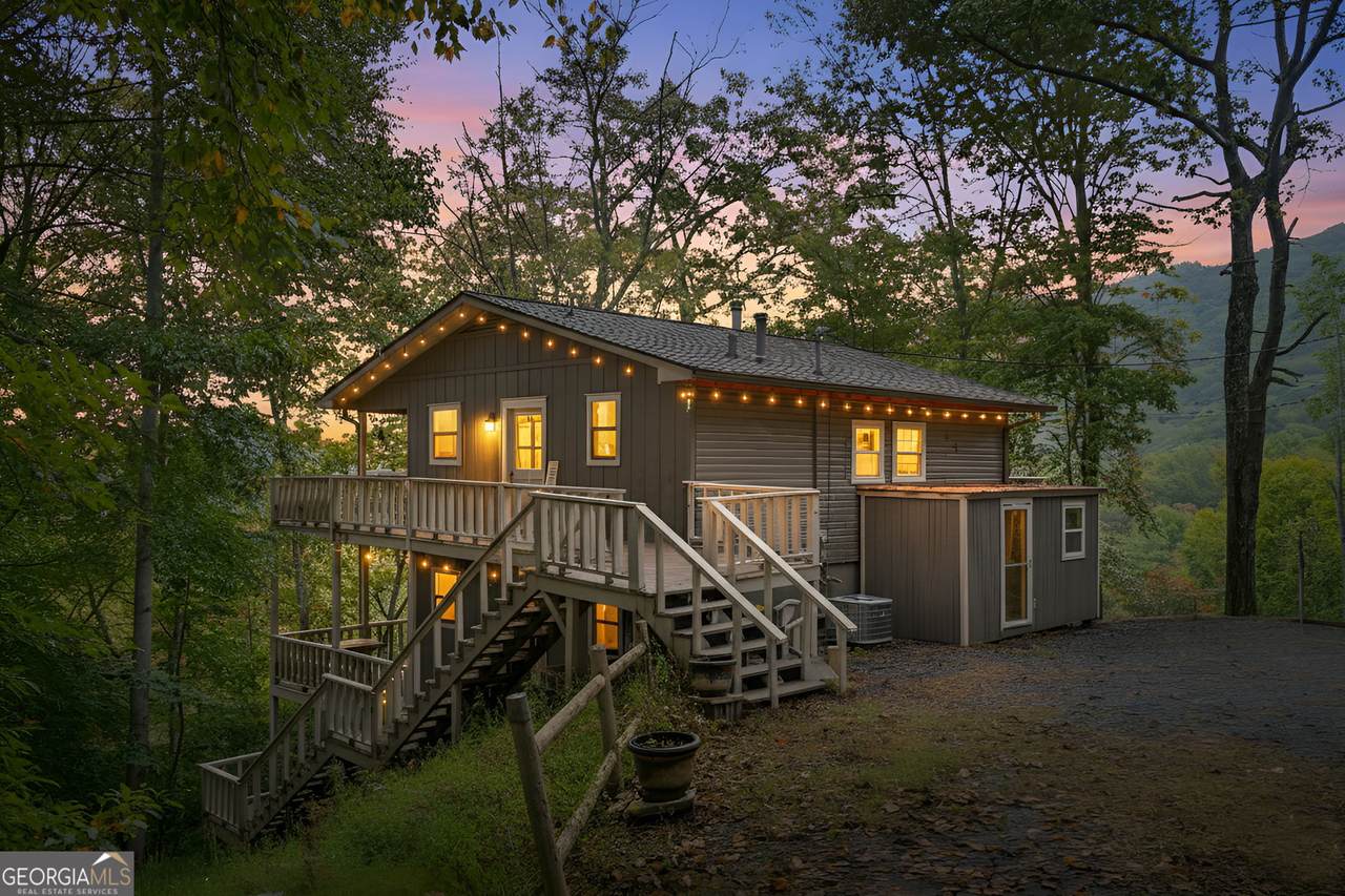 4113 White Oak Drive - Photo 1