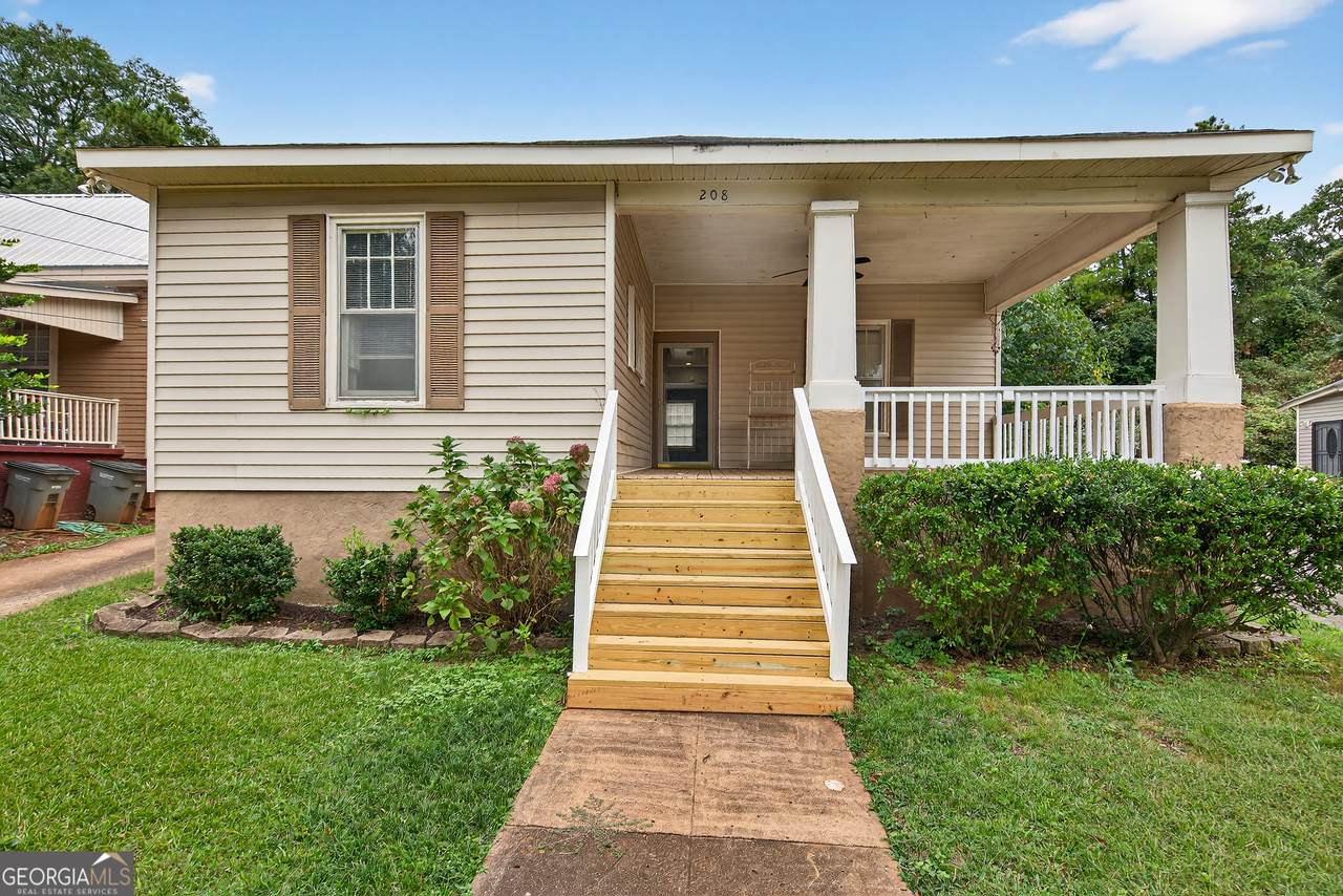 208 Boulevard - Photo 1