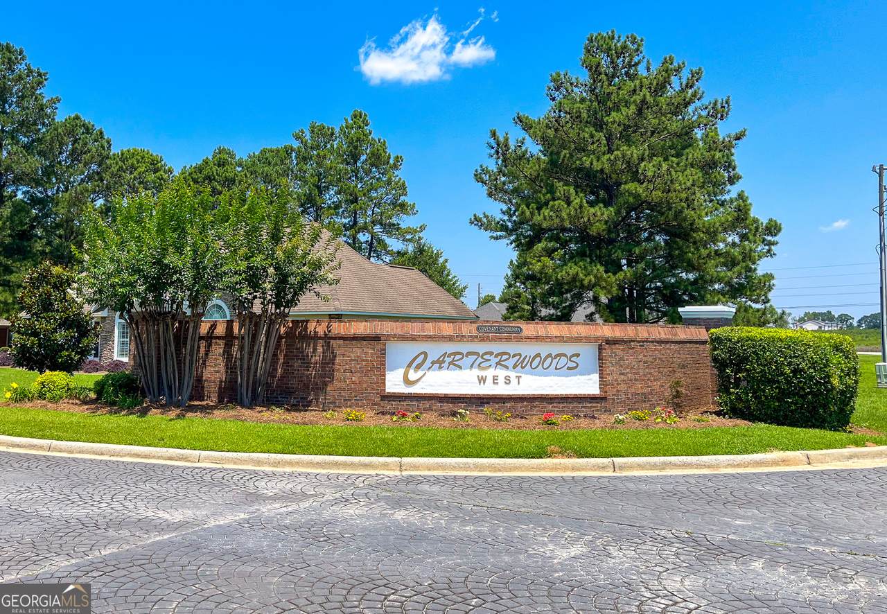 713 Pheasant Ridge Drive - Photo 1