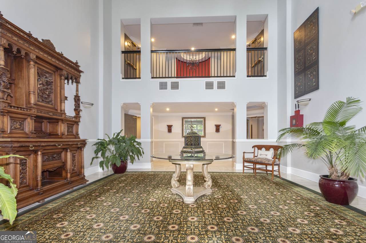 424 Lindbergh Drive - Photo 1