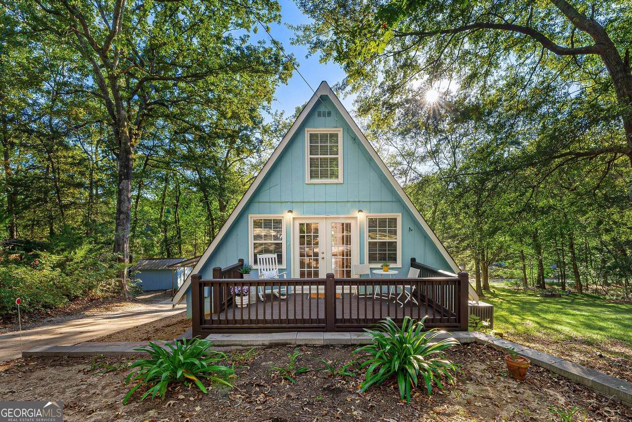 387 Chateau Drive - Photo 1
