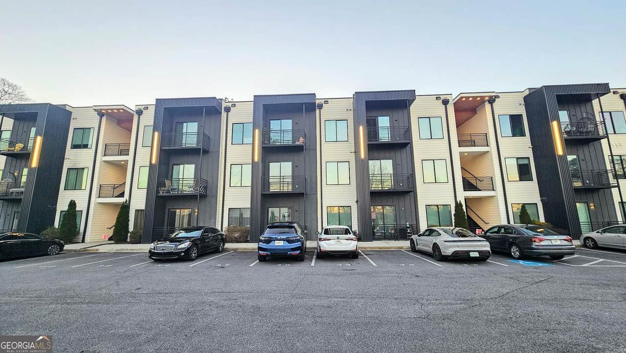 1155 Custer Avenue - Photo 1