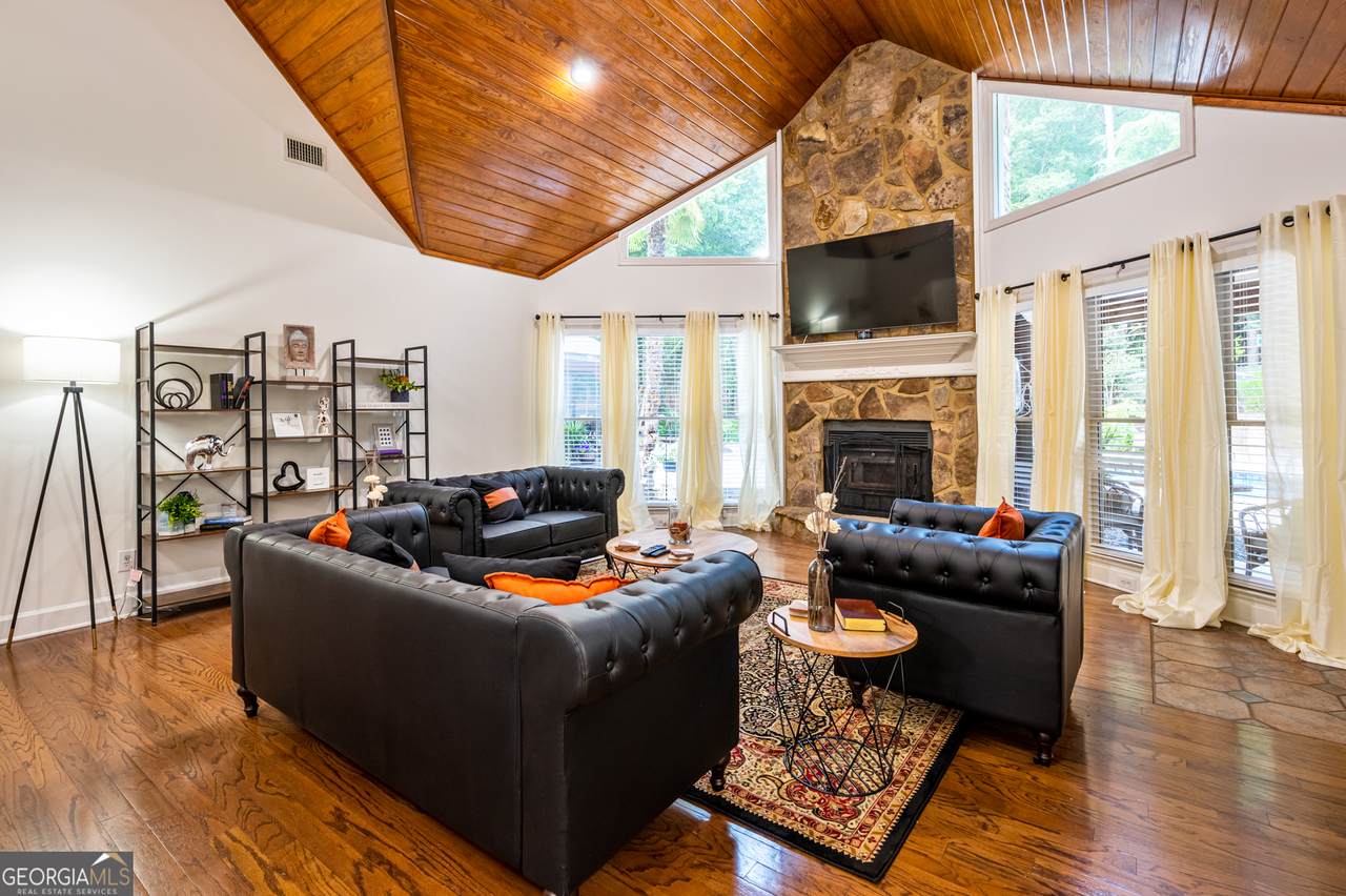 29 Dean Road - Photo 1