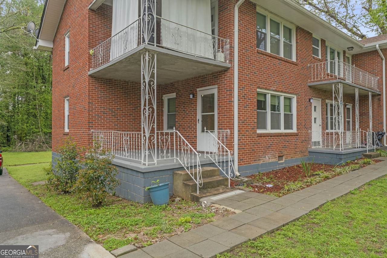 147 Burnside Street - Photo 1