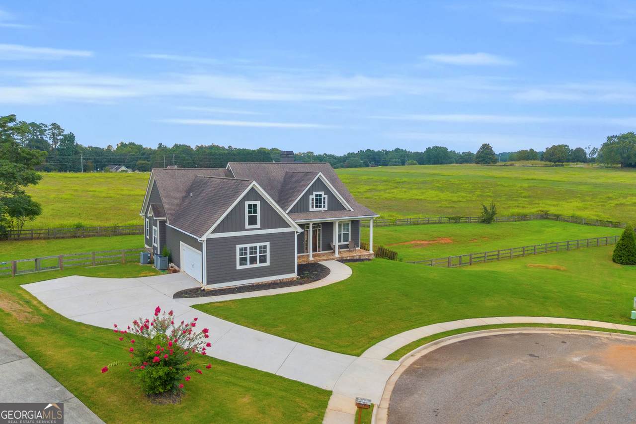 225 Wicklow Court - Photo 1