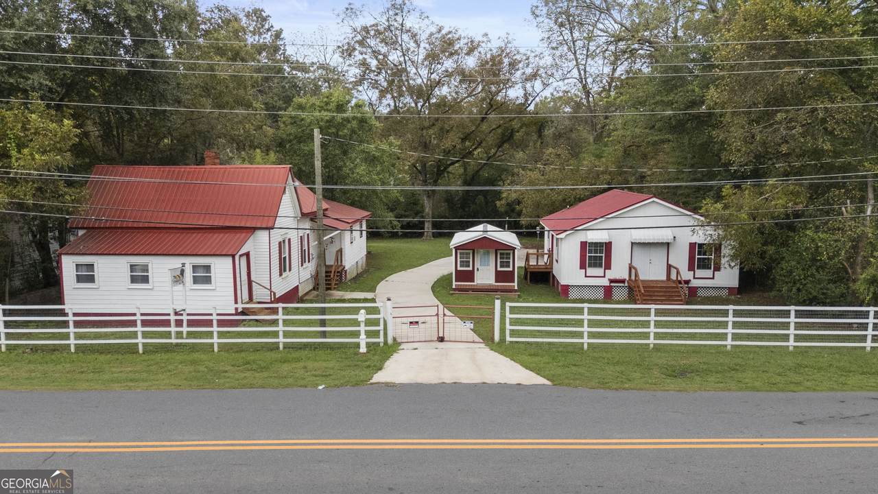 450 Oak Street - Photo 1