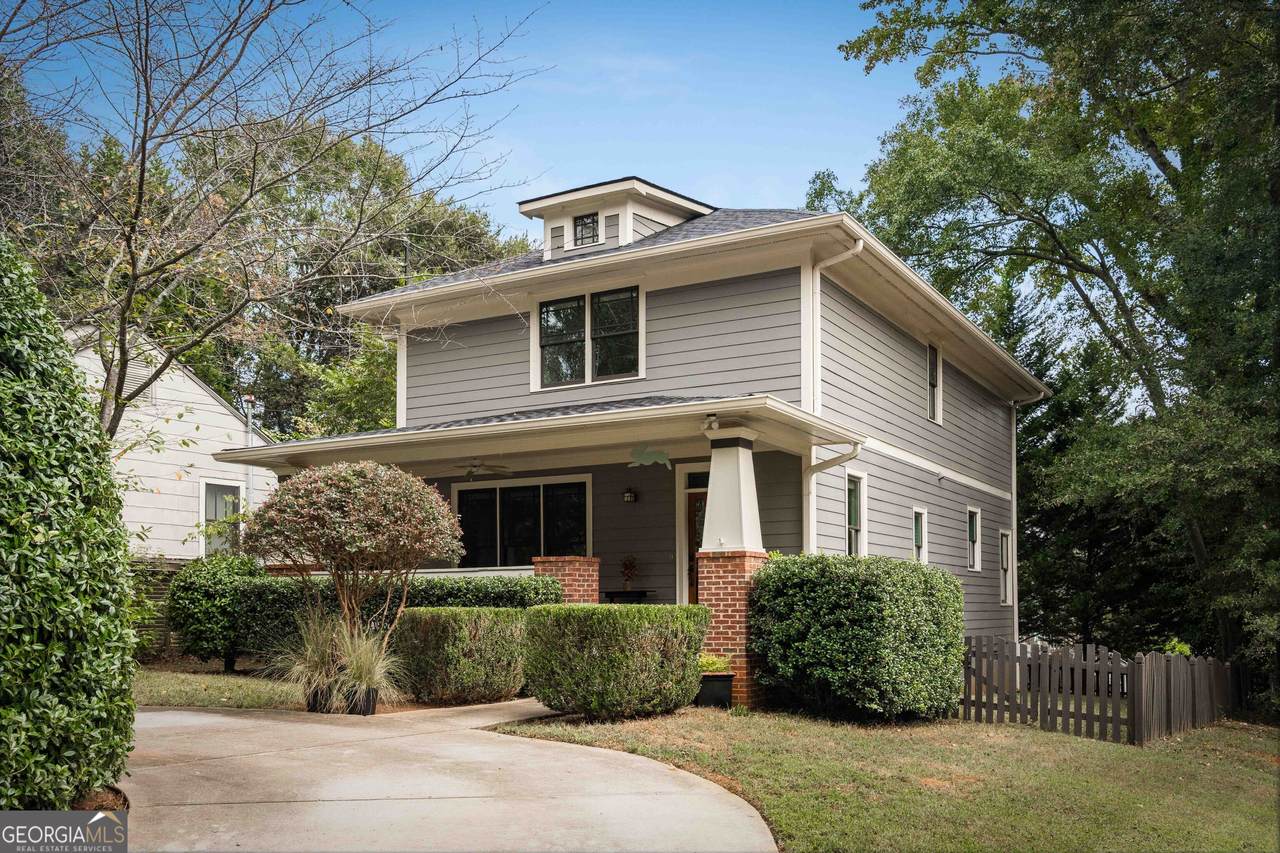 1090 Benteen Avenue - Photo 1