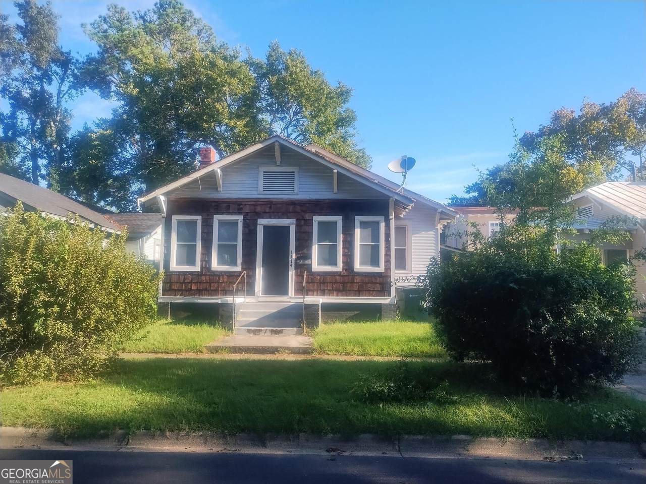 1114 37th Street - Photo 1