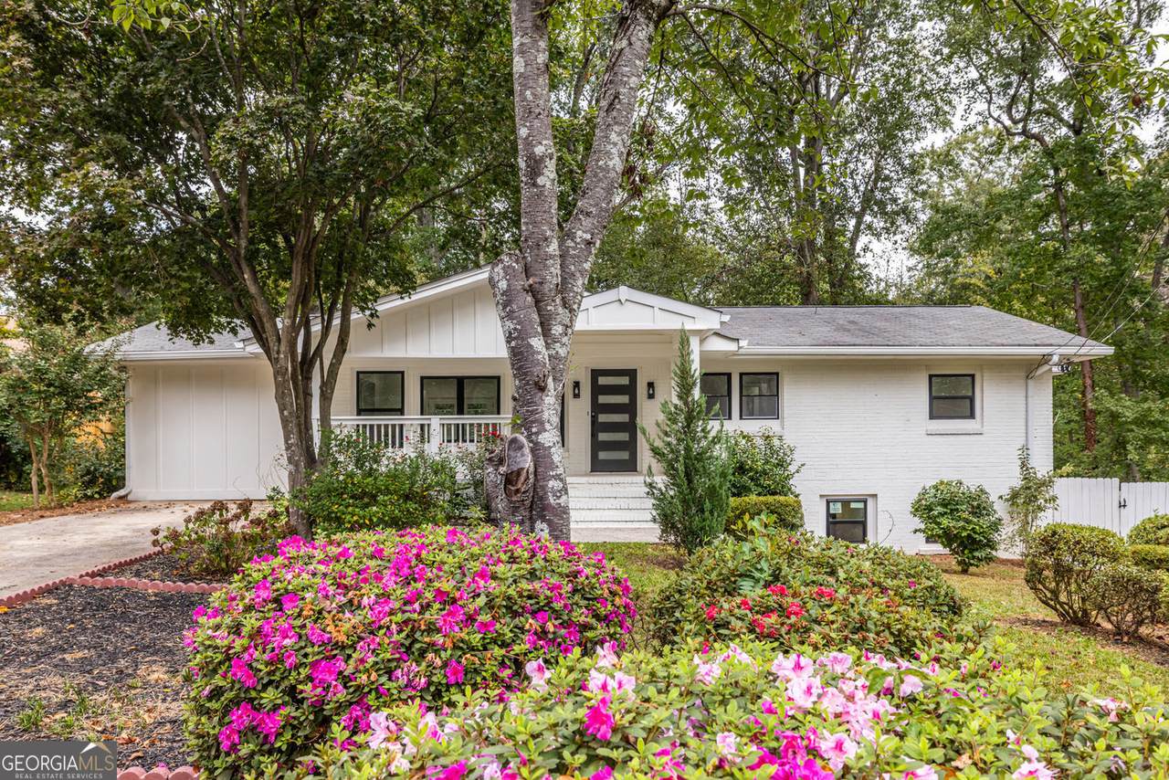 1219 Hillwood Court - Photo 1