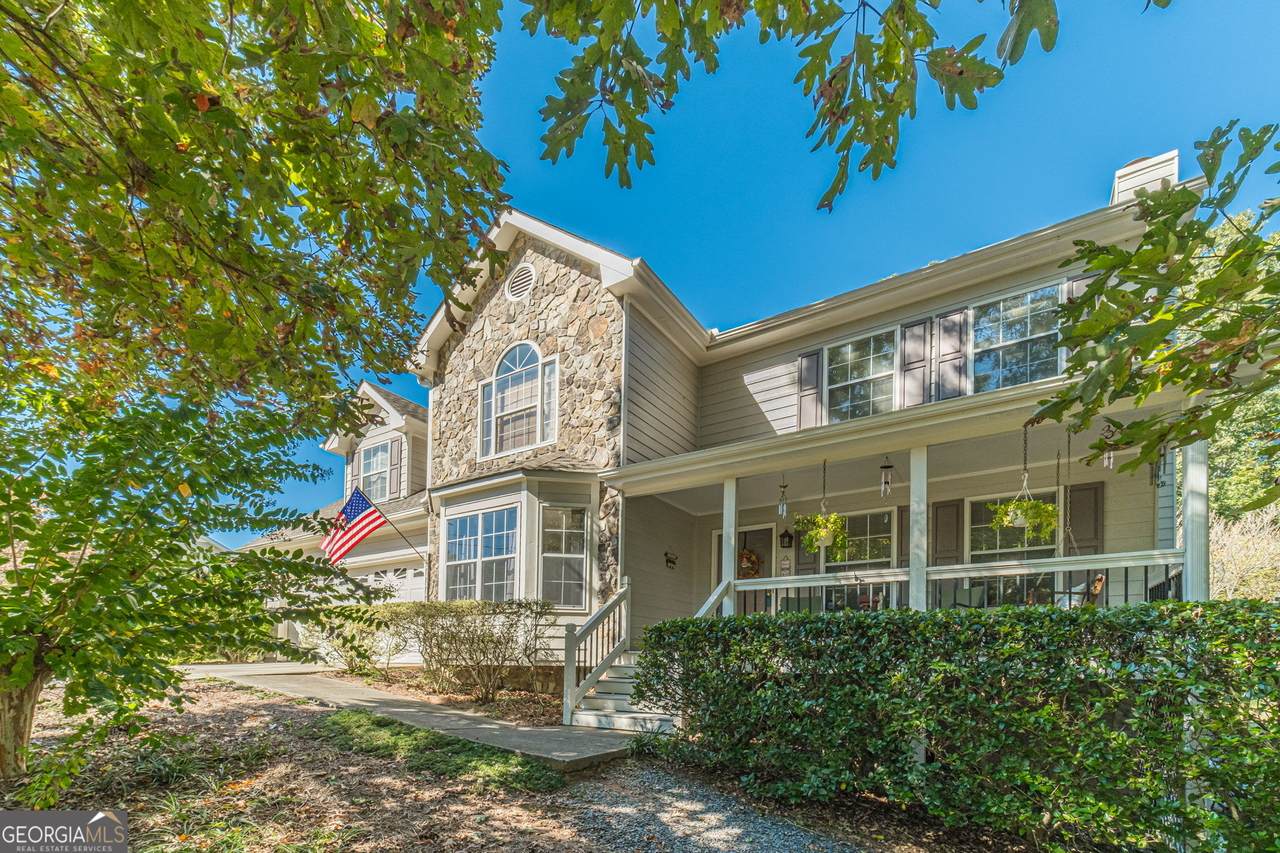 962 Cove Lake Court - Photo 1