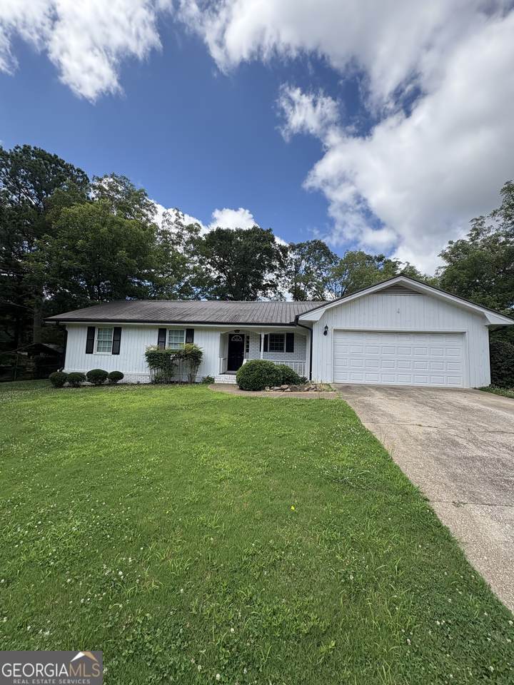 549 Greenview Avenue - Photo 1