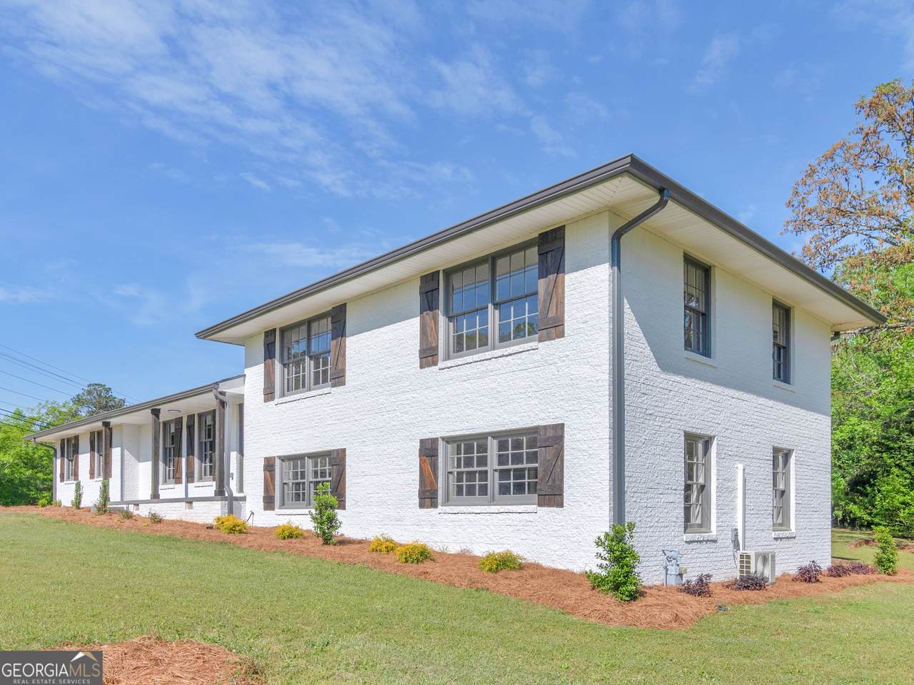 1100 Green Street - Photo 1