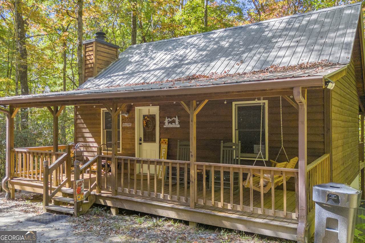 190 Shadows Drive - Photo 1