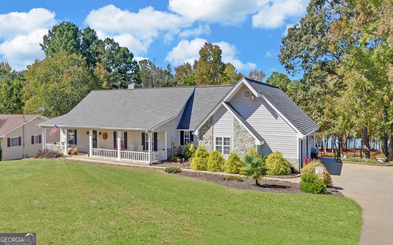 175 Nelle Drive - Photo 1