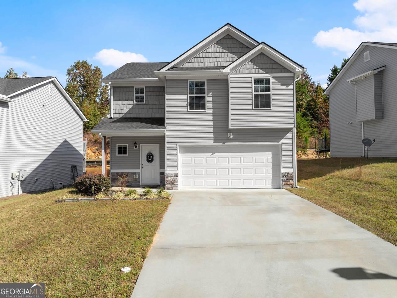 752 Dawn Place - Photo 1