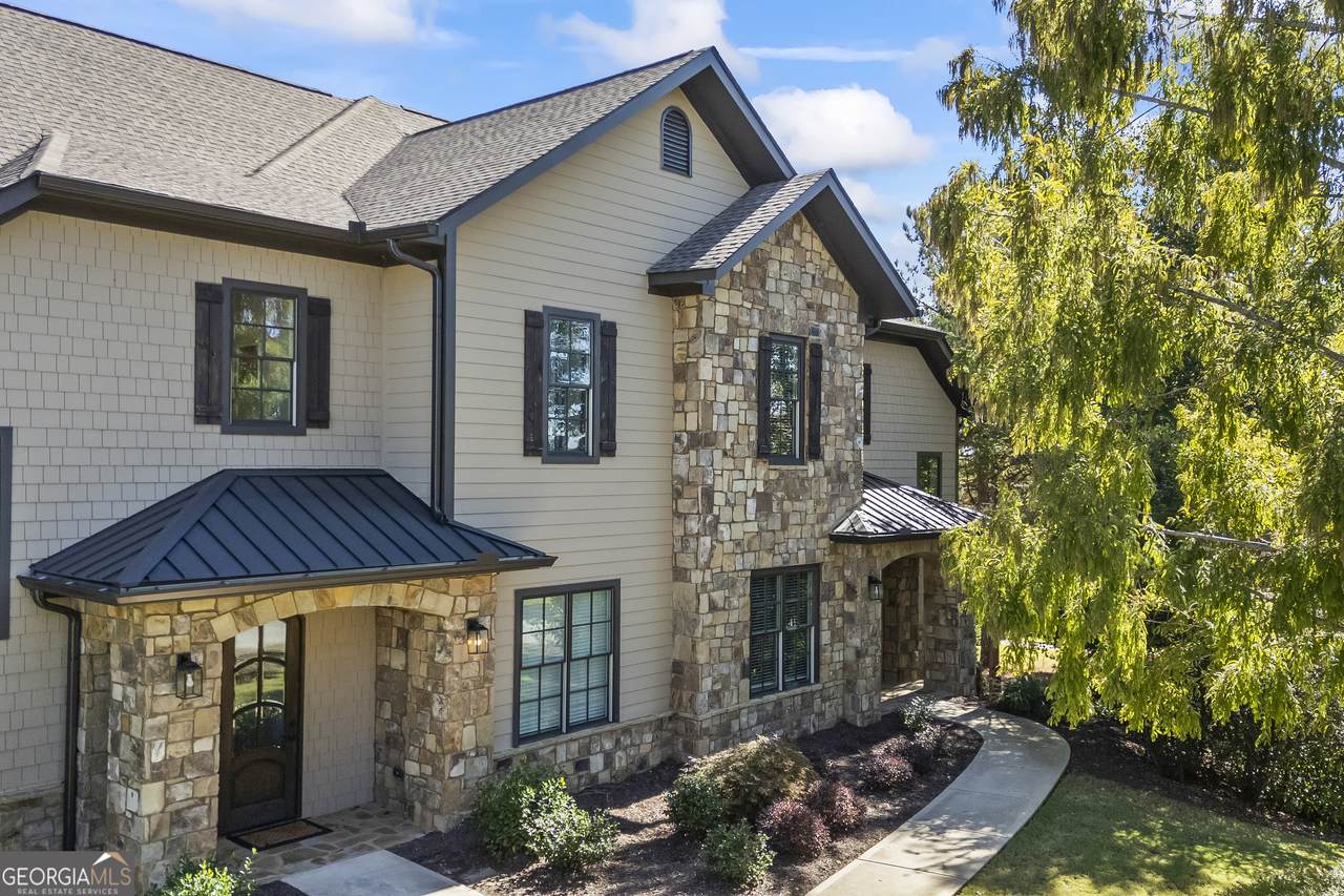 15 Cottage Lane - Photo 1