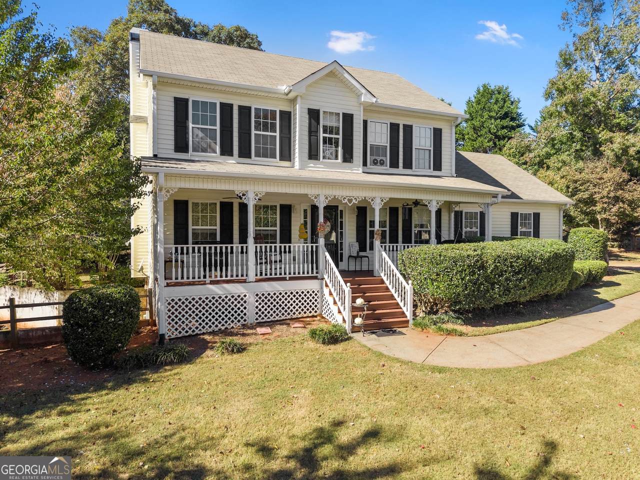 6260 Dexters Drive - Photo 1