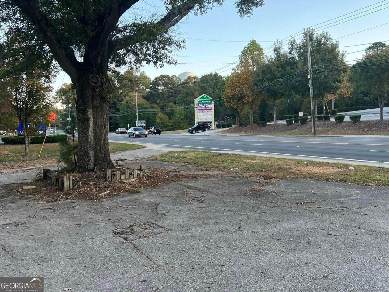 5356 Henry Boulevard - Photo 1