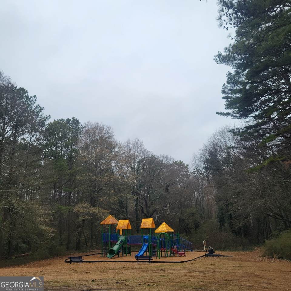 4682 Pine Circle - Photo 1
