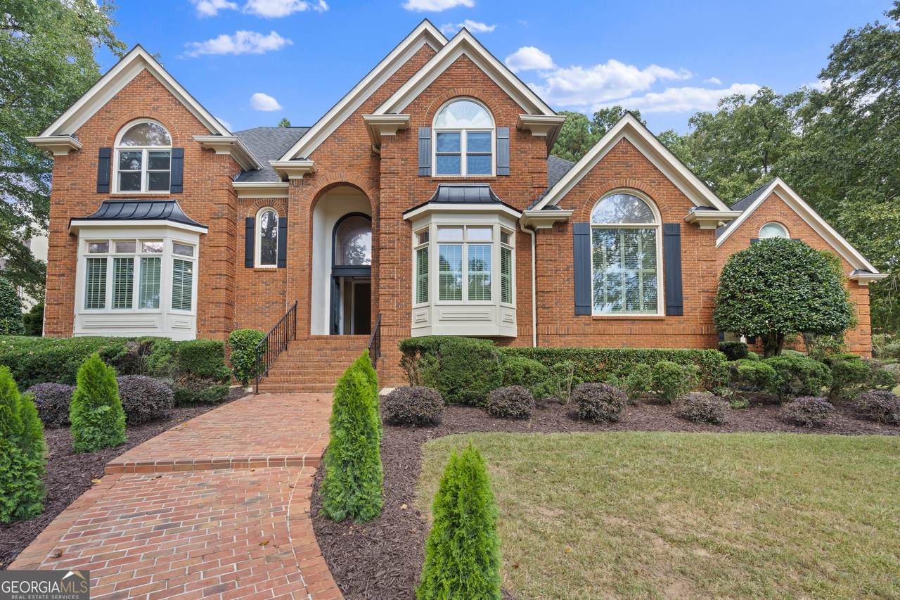 235 Smokerise Trace - Photo 1