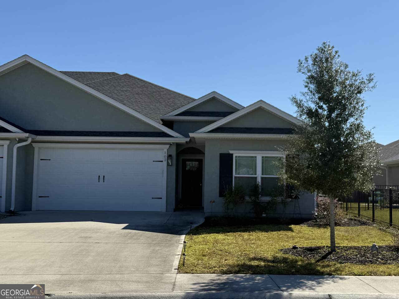 102 Richard Lee Drive - Photo 1